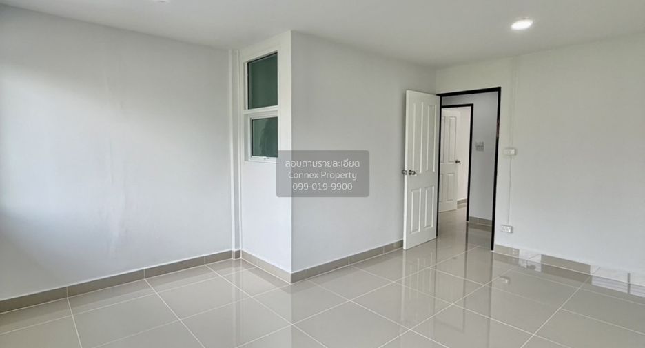 For sale 3 bedrooms townhouse in Mueang Nonthaburi, Nonthaburi