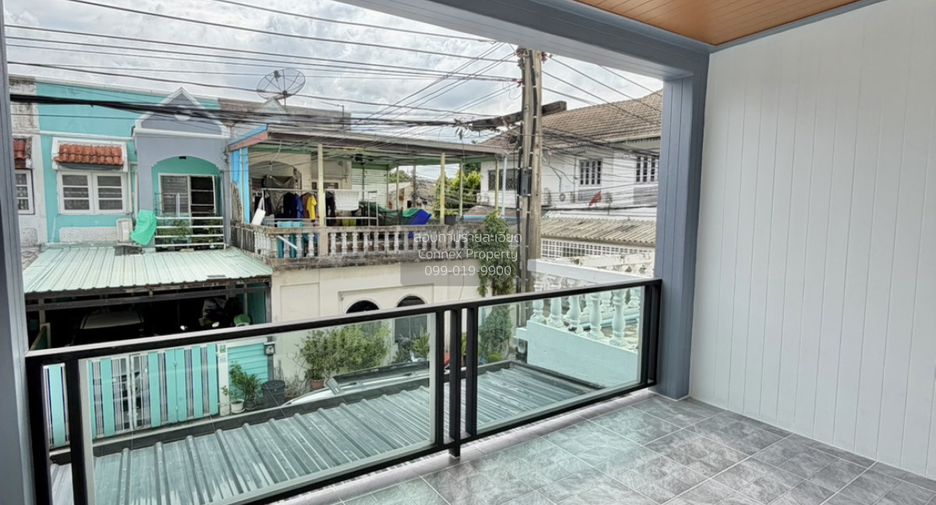 For sale 3 bedrooms townhouse in Mueang Nonthaburi, Nonthaburi