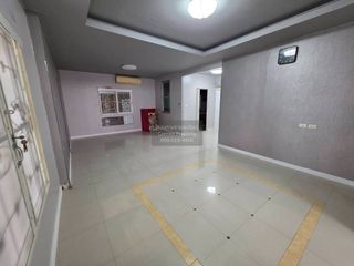 For sale 5 bedrooms house in Bang Khun Thian, Bangkok