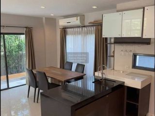 À vendre 3 chambres maison à Pak Kret, Nonthaburi