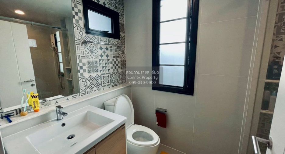 For sale 4 bedrooms house in Khlong Sam Wa, Bangkok