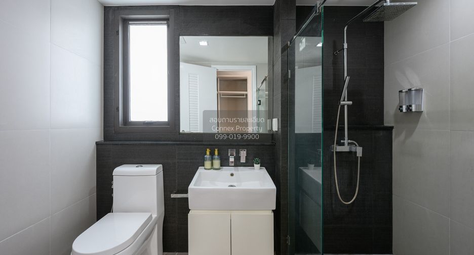 For sale 2 bedrooms condo in Phaya Thai, Bangkok