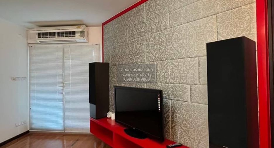 Condo en venta de 3 habitaciones en Yan Nawa, Bangkok