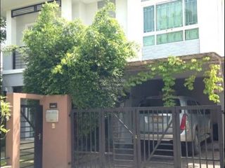 For sale 3 bedrooms house in Don Mueang, Bangkok