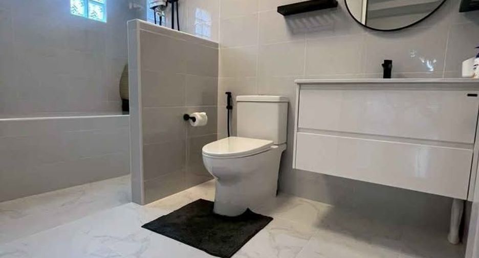 Продажа 3 спальни дом в Тхаланг, Пхукет