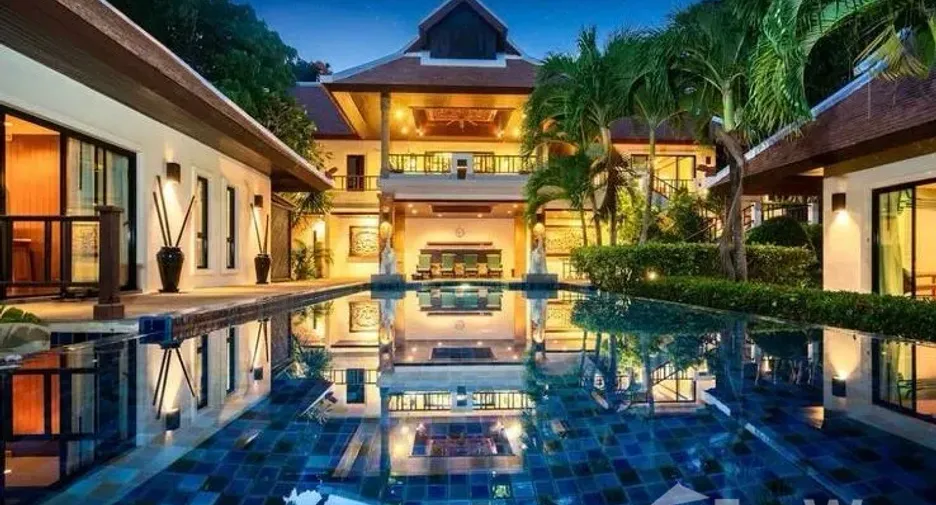 For sale 4 bedrooms villa in Mueang Phuket, Phuket