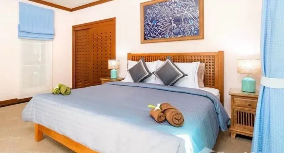 For sale 4 bedrooms villa in Mueang Phuket, Phuket
