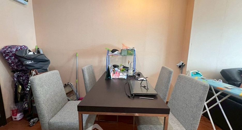 À vendre 2 chambres condo à Khlong Toei, Bangkok