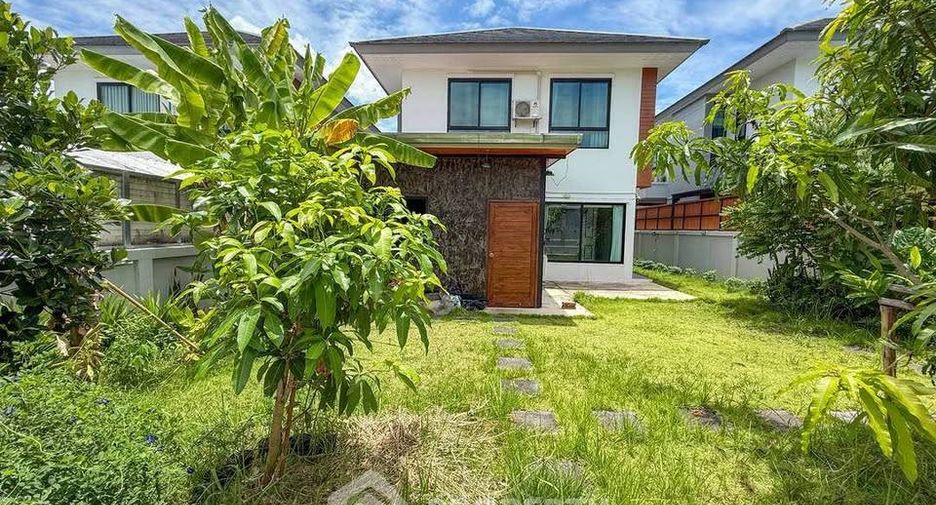 Продажа 3 спальни дом в Si Racha, Чонбури