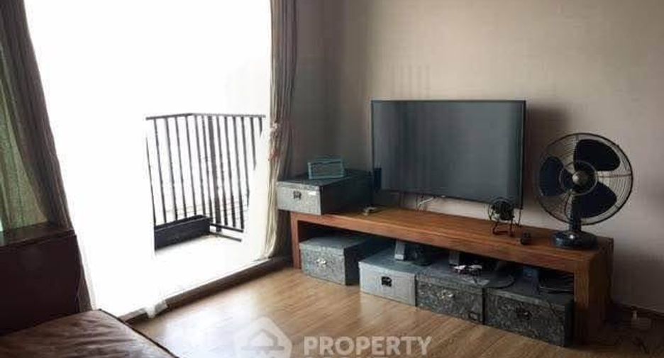 For sale 2 bedrooms condo in Yan Nawa, Bangkok