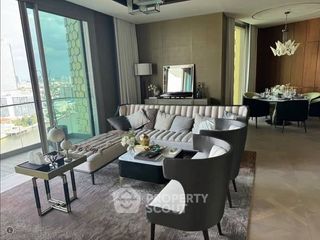 Продажа 3 спальни кондо в Кхлонг Сан, Бангкок