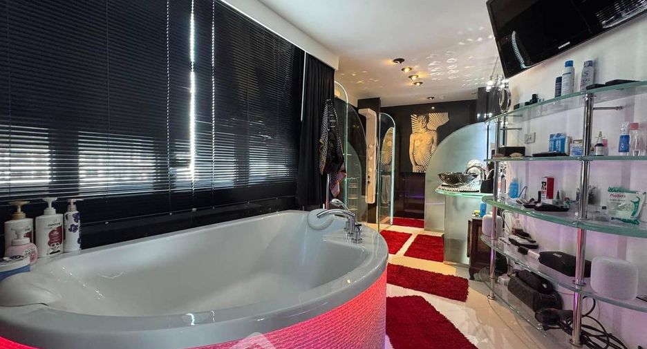 Wohnung zum Kauf mit 2 Zimmer in Pratumnak, Pattaya