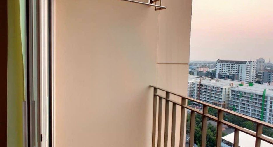À vendre 2 chambres condo à Khlong Toei, Bangkok