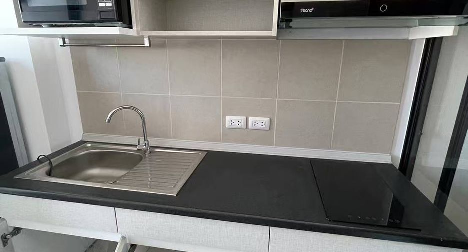 For sale 2 bedrooms condo in Thon Buri, Bangkok