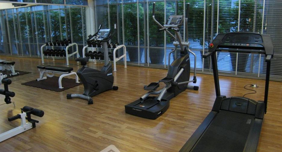 For sale 3 bedrooms condo in Watthana, Bangkok