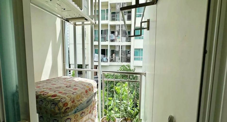 For sale 1 bed condo in Huai Khwang, Bangkok