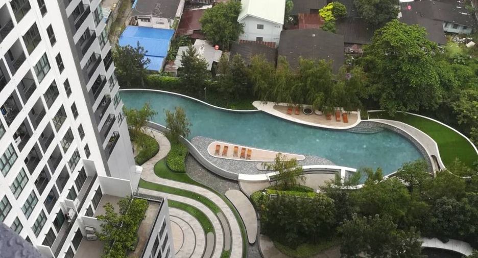 À vendre 2 chambres condo à Bang Na, Bangkok