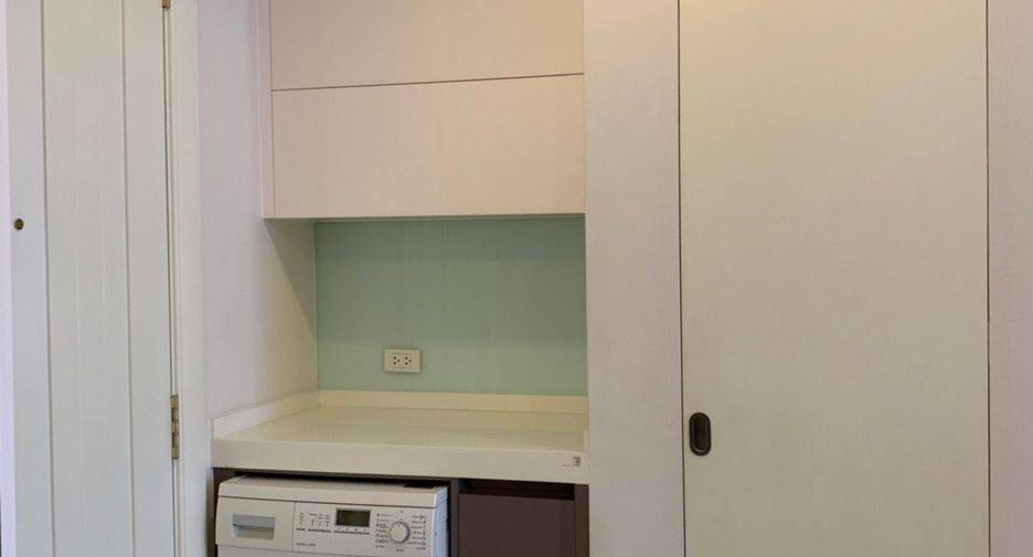 For sale 2 ベッドルーム condo in Pathum Wan, Bangkok