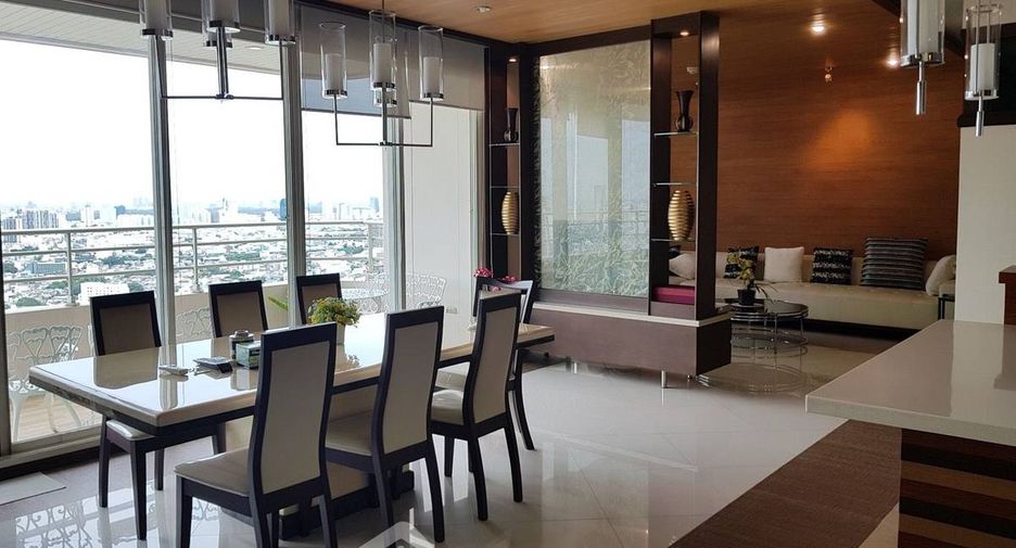 For sale 2 bedrooms condo in Bang Kho Laem, Bangkok