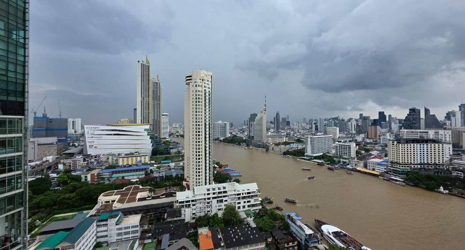 For sale 2 bedrooms condo in Sathon, Bangkok