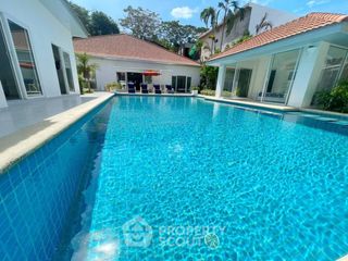 Villa zum Kauf mit 10 Zimmer in Bang Lamung, Chonburi