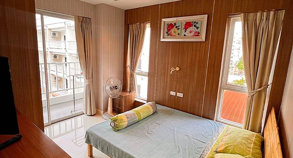 For sale 2 bedrooms apartment in Pratumnak, Pattaya