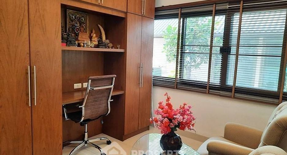 Casa en venta de 4 habitaciones en Bang Saray, Pattaya