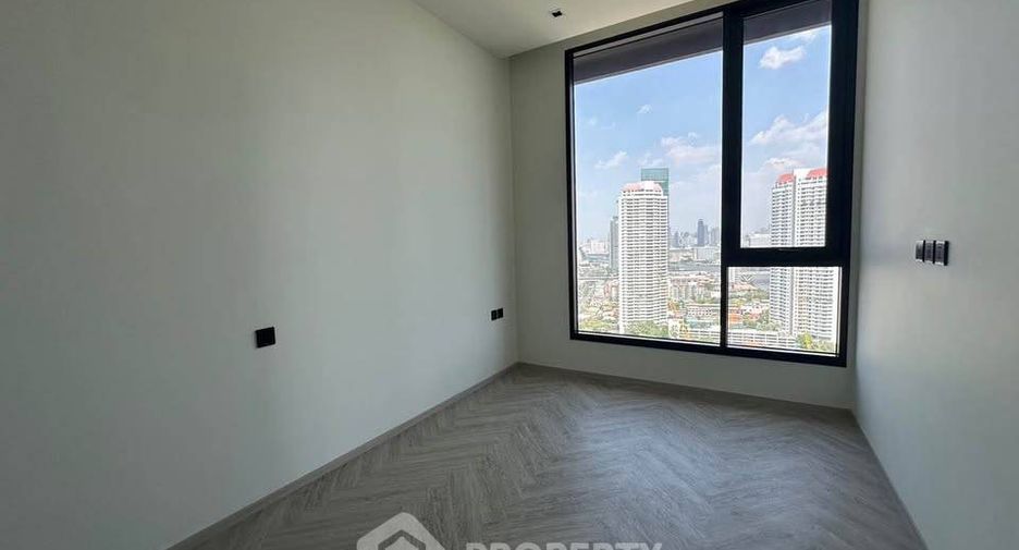 Condo en venta de 3 habitaciones en Khlong San, Bangkok
