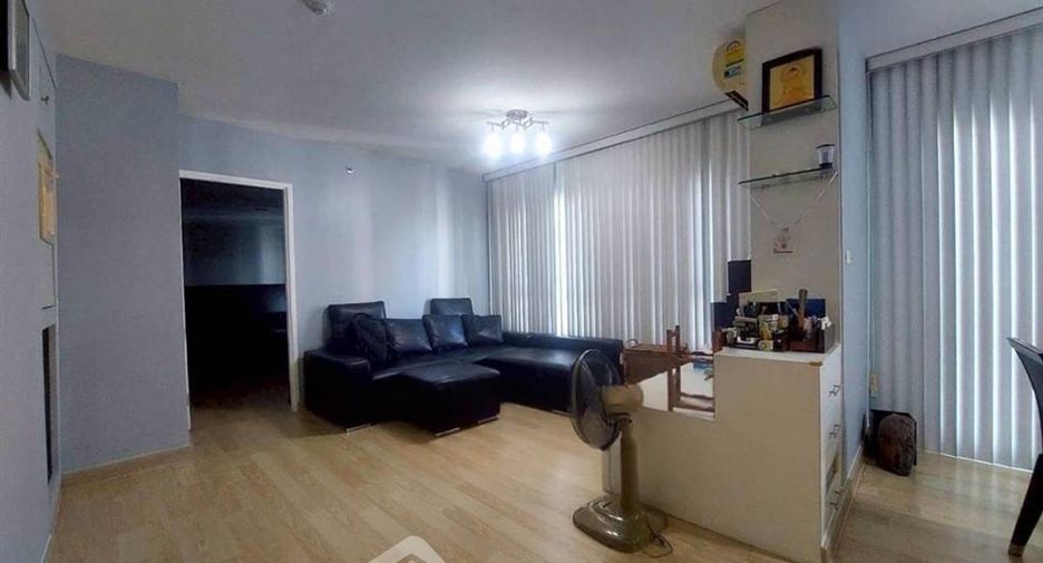 For sale 2 bedrooms condo in Phaya Thai, Bangkok