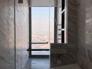 Продажа 3 спальни кондо в Кхлонг Сан, Бангкок
