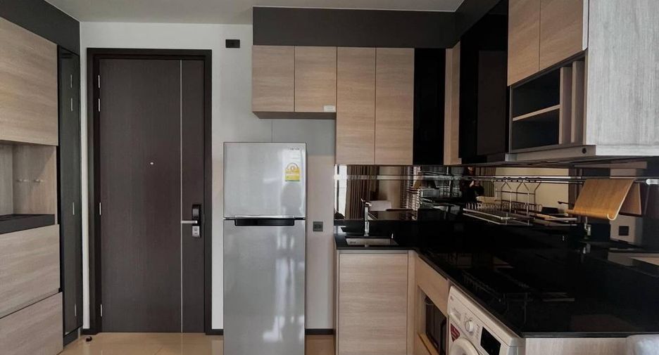 Wohnung zum Kauf mit 1 Zimmer in Huai Khwang, Bangkok
