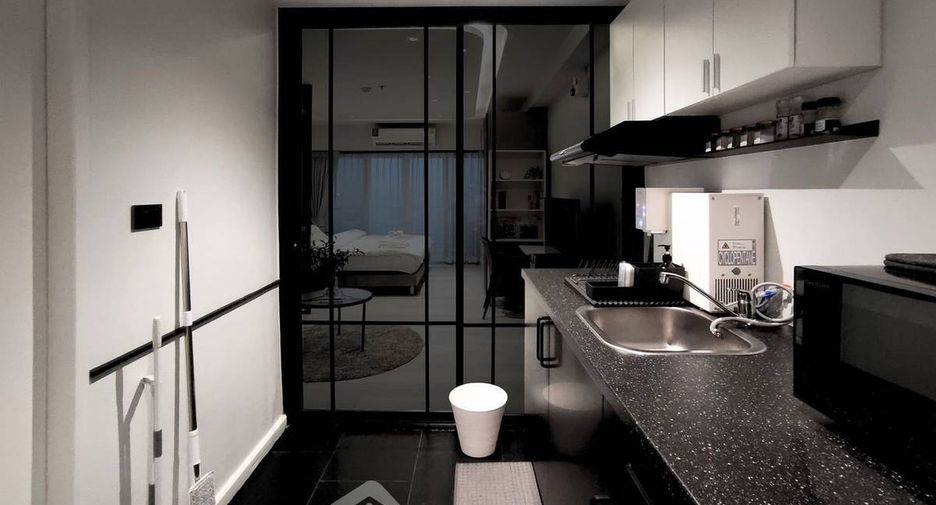 For rent 1 Beds condo in Huai Khwang, Bangkok