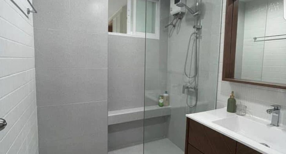 For rent 1 bed condo in Sathon, Bangkok