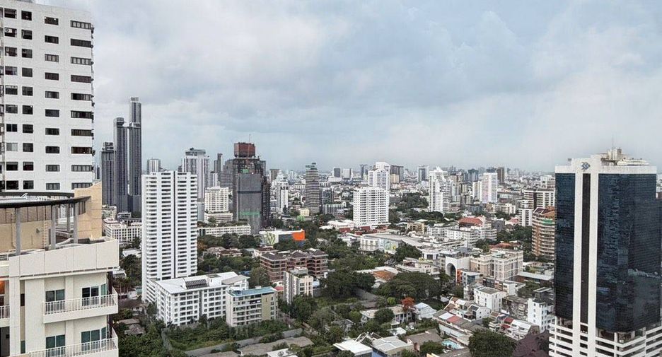For rent 1 Beds condo in Khlong Toei, Bangkok