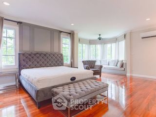 出租 4 卧室 独立屋 在 Bang Na, 曼谷