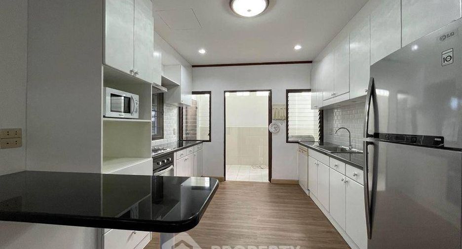 Casa en alquiler de 3 habitaciones en Central Pattaya, Pattaya
