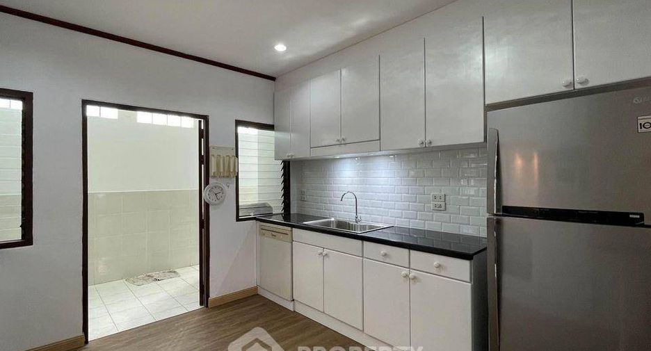 Casa en alquiler de 3 habitaciones en Central Pattaya, Pattaya