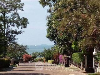 Аренда 3 спальни дом в Банг Ламунг, Чонбури