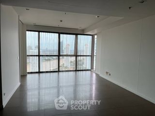 Wohnung zur Miete mit 2 Zimmer in Sathon, Bangkok