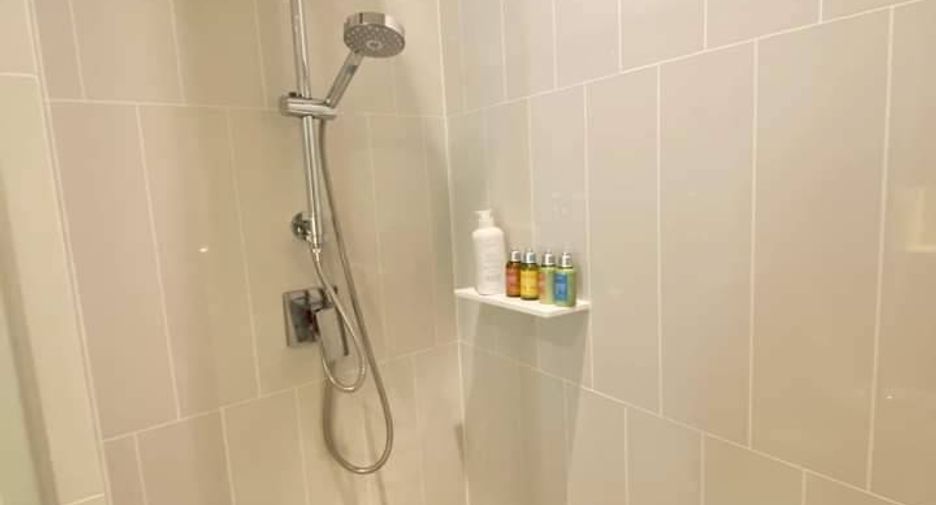 For rent 1 bed condo in Phaya Thai, Bangkok