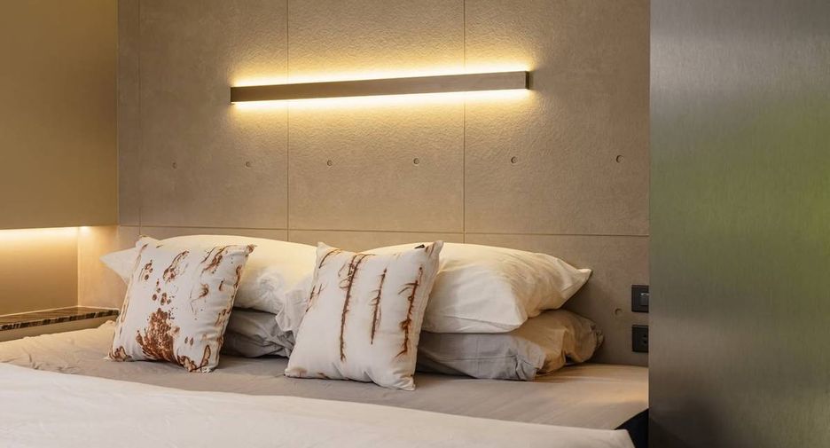 For rent 1 bed condo in Khlong Toei, Bangkok
