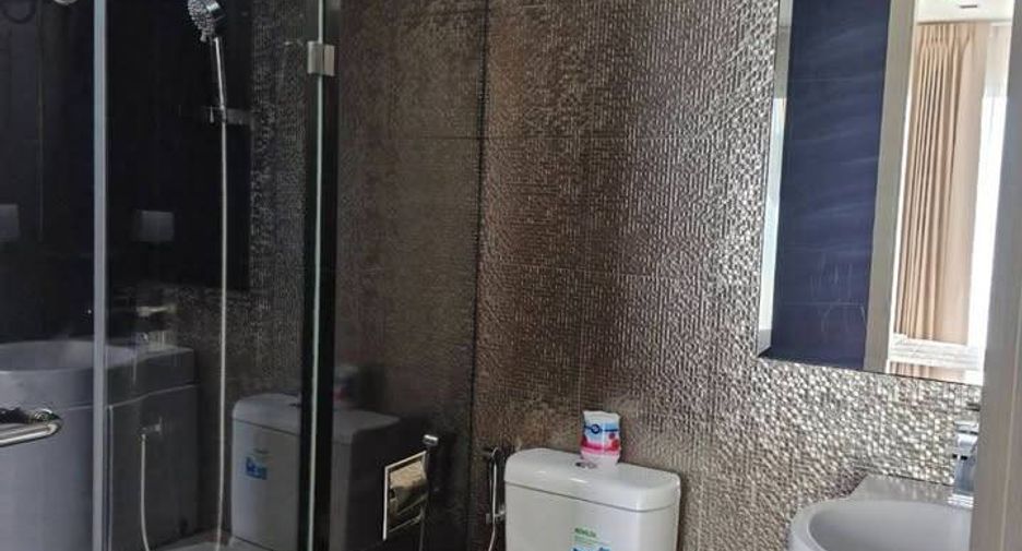 Condo en alquiler de 1 habitaciones en Khlong Toei, Bangkok
