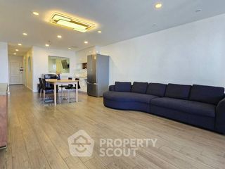 For rent 3 bedrooms condo in Bang Rak, Bangkok