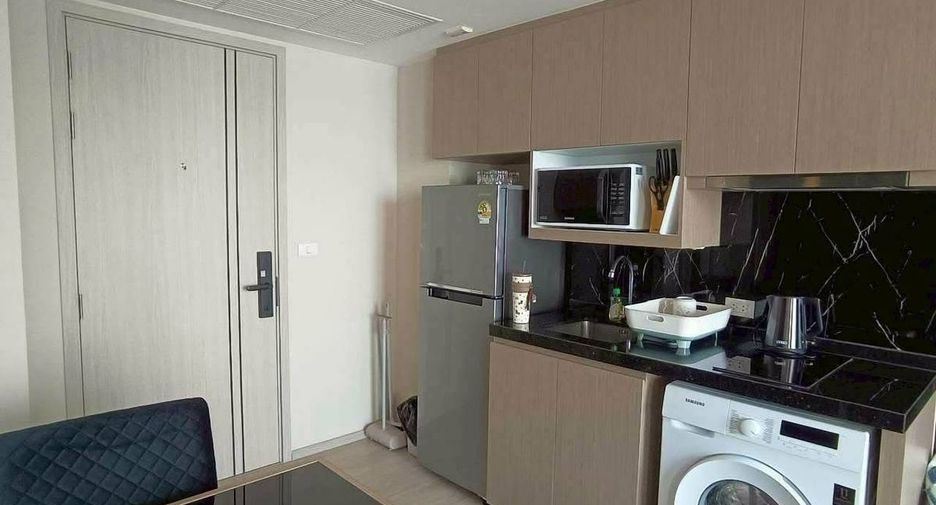 Condo en alquiler de 1 habitaciones en Pratumnak, Pattaya