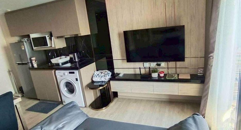Condo en alquiler de 1 habitaciones en Pratumnak, Pattaya