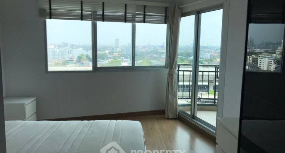 For rent 2 bedrooms condo in Watthana, Bangkok
