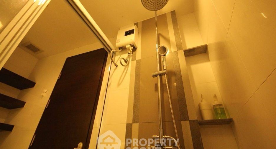 For rent 1 bed condo in Huai Khwang, Bangkok