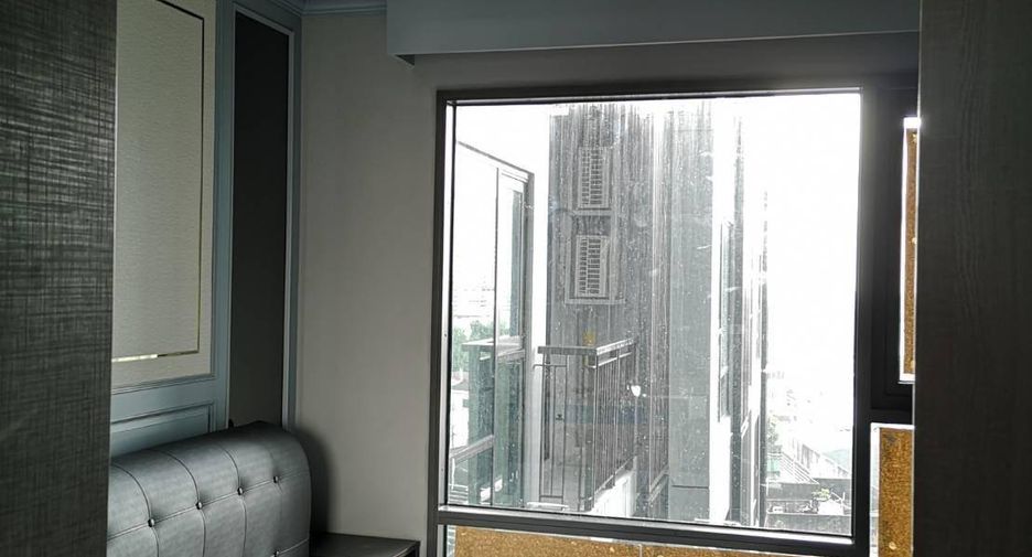 Condo en alquiler de 1 habitaciones en Khlong Toei, Bangkok