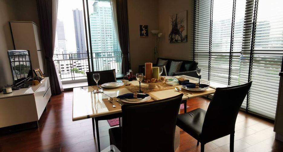 À louer 2 chambres condo à Watthana, Bangkok