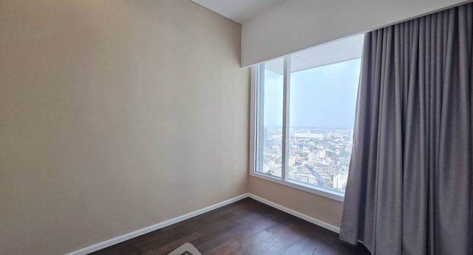 For rent 2 bedrooms condo in Chatuchak, Bangkok